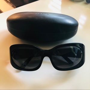 Prada Sunglasses SPR 10E